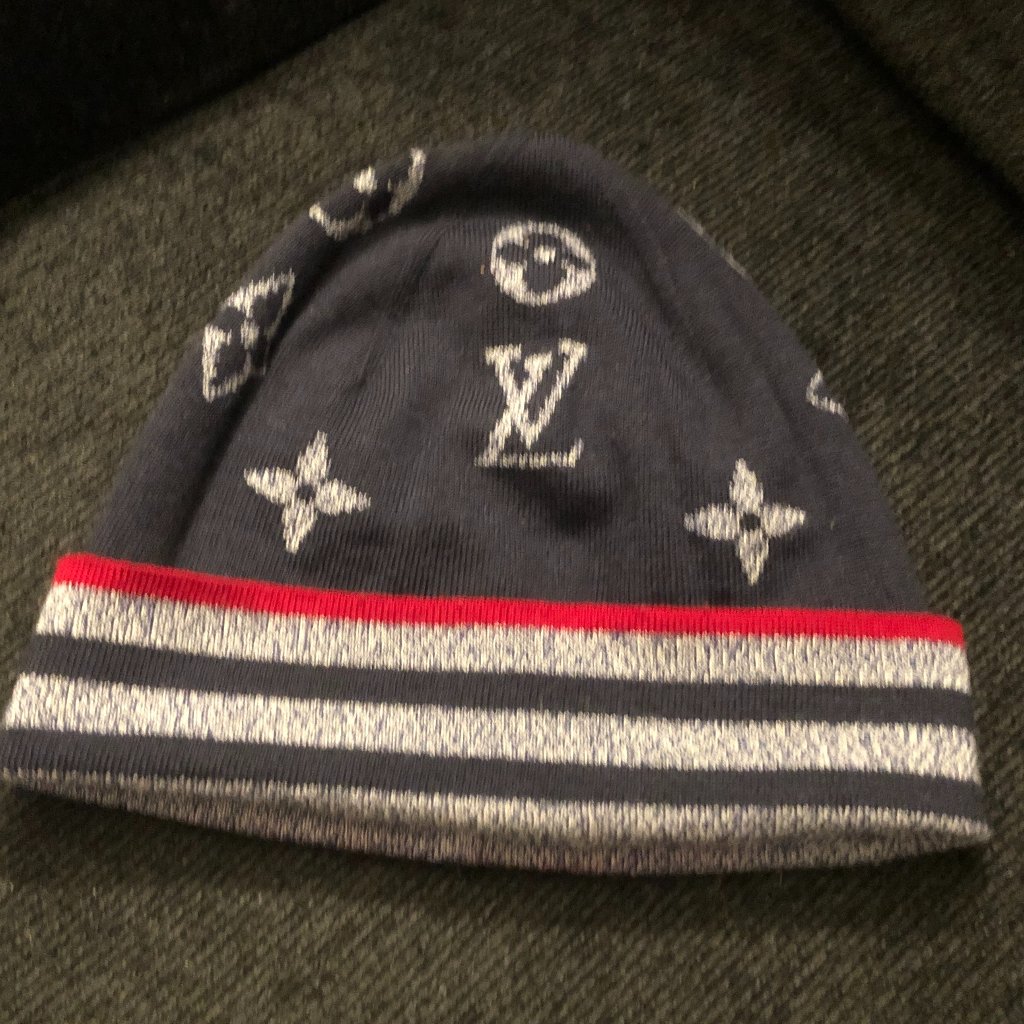 Unisex Men/Women 100% Authentic Louis Vuitton Knit Beannie Hat